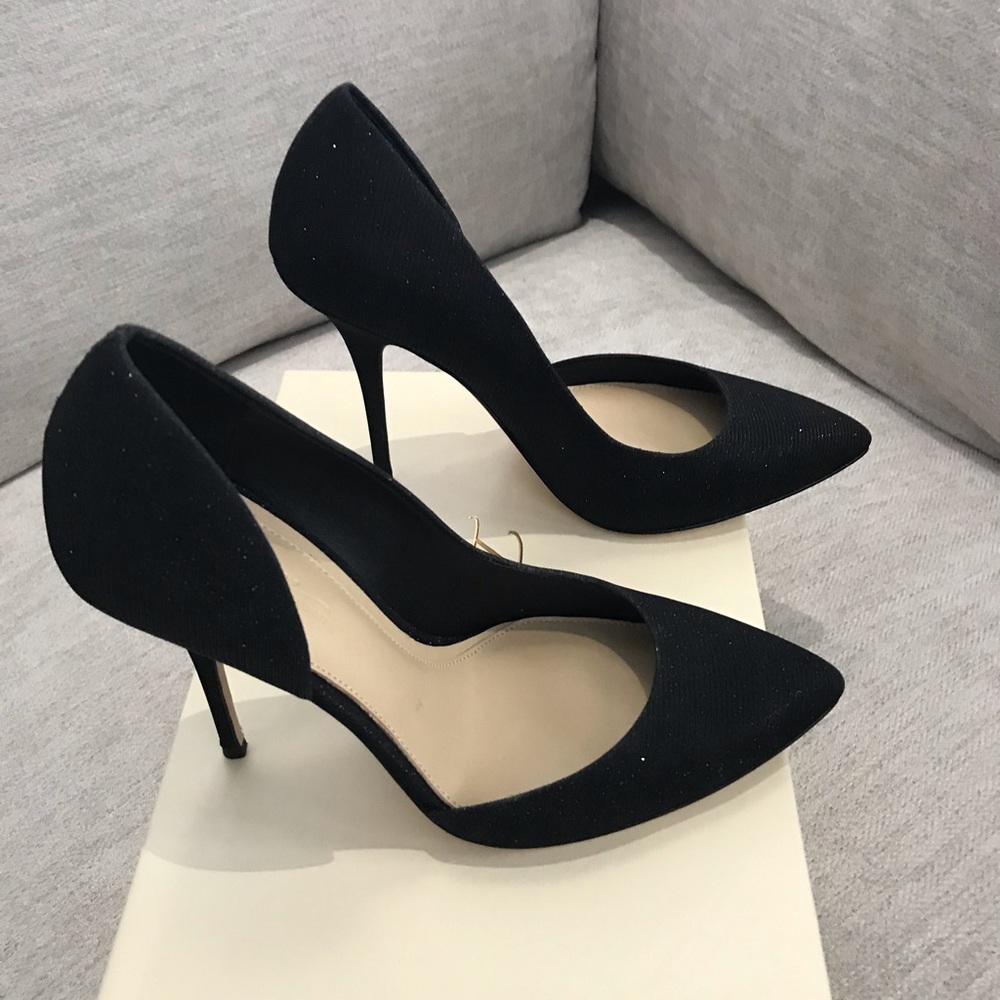 NIB Vince Camuto Imagine Ossie pumps